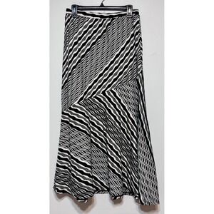Monochrome Striped Skirt Y2K Optical Illusion Midi Size Medium Coastal Chic‎